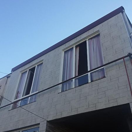Guesthouse Qeti Batumi Exterior photo
